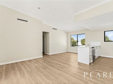 8/99 Bordeaux Lane, Ellenbrook WA 6069