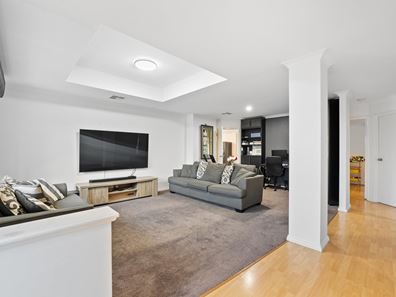 70 Huxtable Terrace, Baldivis WA 6171