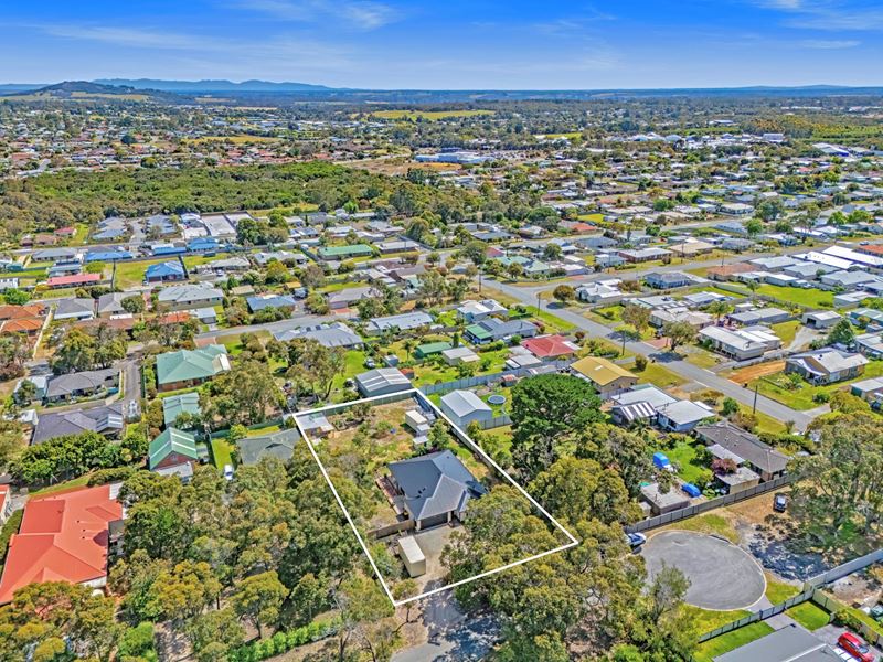 70 Mckail Street, Orana WA 6330