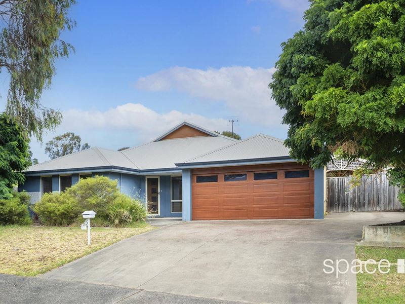 35 Ironbark Avenue, Margaret River WA 6285