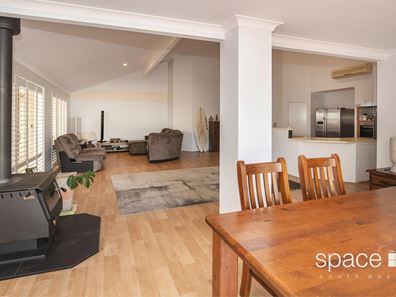 35 Ironbark Avenue, Margaret River WA 6285