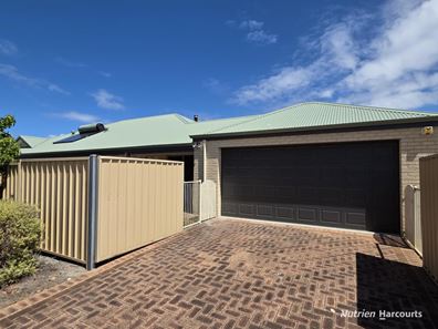 23 Baltic Ridge, Yakamia WA 6330