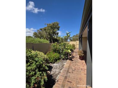 23 Baltic Ridge, Yakamia WA 6330