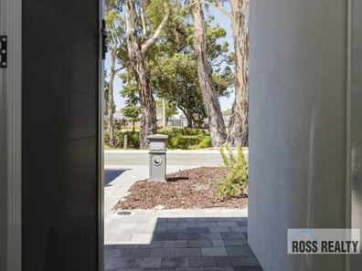 10 Liquidambar Way, Henley Brook WA 6055