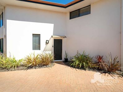 1/6 Kendle Close, Pelican Point WA 6230