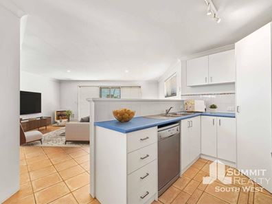 1/6 Kendle Close, Pelican Point WA 6230