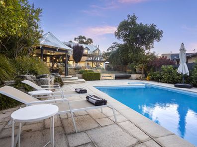 19 Cliff Way, Claremont WA 6010