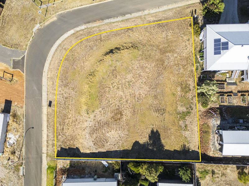 2 Diggers Green, Nannup WA 6275