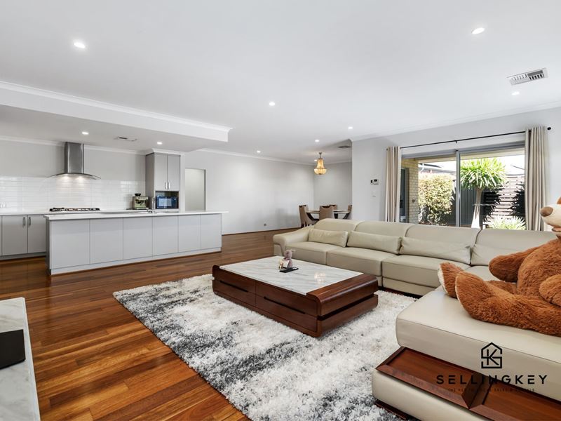 12 Dempsey Road, Piara Waters