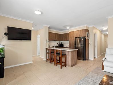 4/31 Astley Street, Gosnells WA 6110