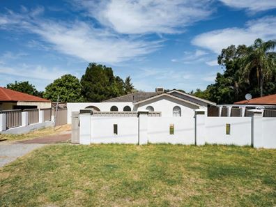 67 Orlestone Street, Gosnells WA 6110