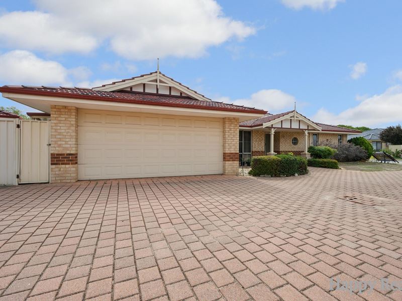 2/2 Planetree Pass, Canning Vale WA 6155