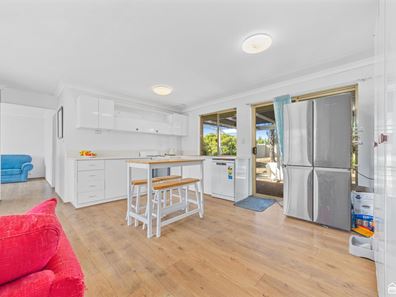 30 Karunjie Road, Golden Bay WA 6174