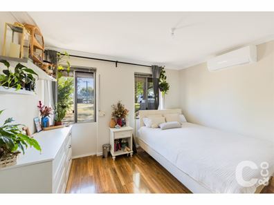 39 Madden Way, Parmelia WA 6167