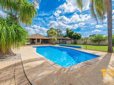8 Birch Street, Maddington WA 6109