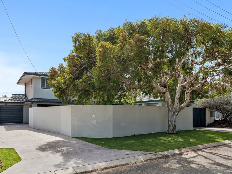 5 Benan Street, Kallaroo WA 6025