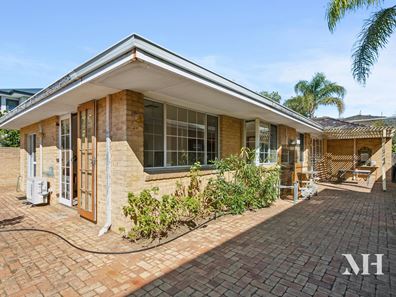 1/34 Freshwater Parade, Claremont WA 6010