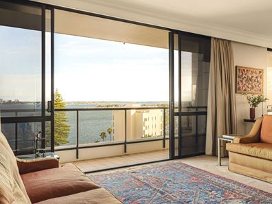 15/3 Park Avenue, Crawley WA 6009