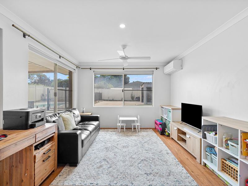 13 Kangaroo Paw Drive, Greenfields