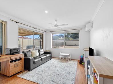 13 Kangaroo Paw Drive, Greenfields WA 6210
