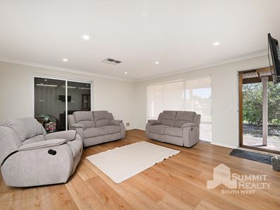 30 Mayne Way, Australind WA 6233