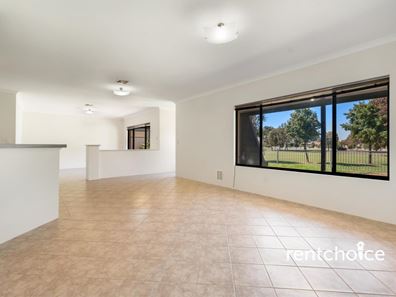 9  Brock Lane, Success WA 6164