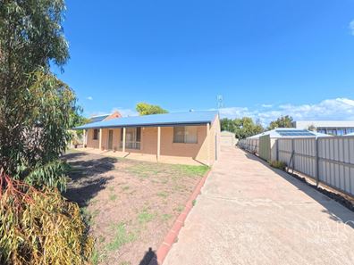 15 Clementina Road, Dongara WA 6525