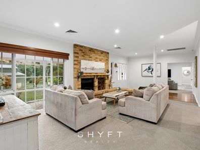 174 Tranquil  Drive, Carramar WA 6031