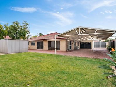 28 Woodlake Boulevard, Ellenbrook WA 6069
