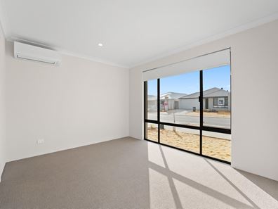 24 Sunglow Street, Karnup WA 6176