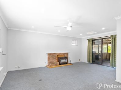 55 Tollington Park Road, Kelmscott WA 6111