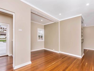 51 Waddell Rd, Bicton WA 6157