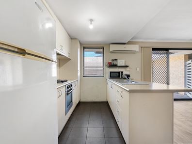 6/122 Ladywell Street, Beckenham WA 6107