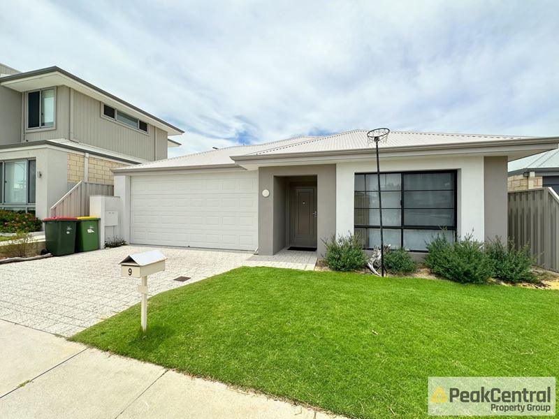 9 Fragrant Street, Hammond Park WA 6164