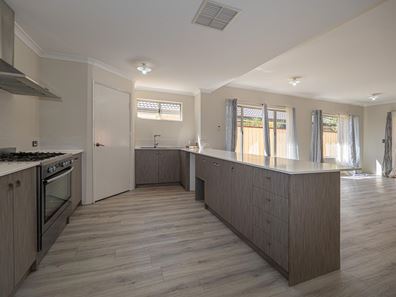 50 Dowitcher Loop, Gosnells WA 6110