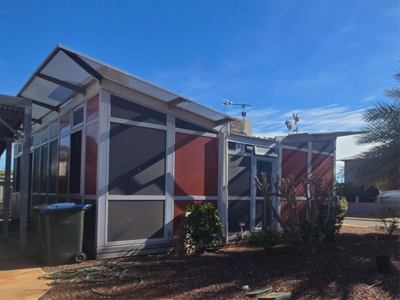 6 Smokebush Street, Nickol WA 6714