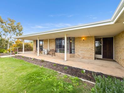 12 Purkiss Drive, Northam WA 6401
