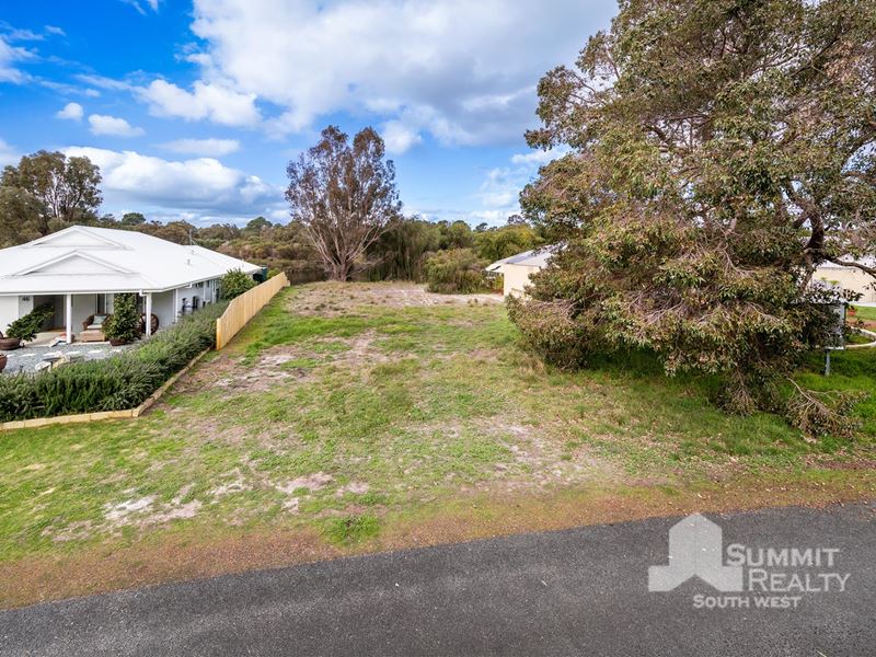 22/44 Lakeside Drive, Myalup WA 6220