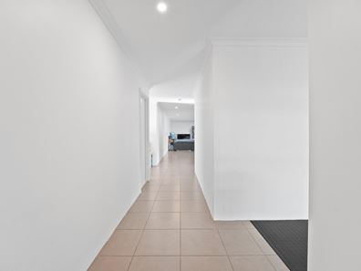 15 Cottonwood Dr, Baldivis WA 6171