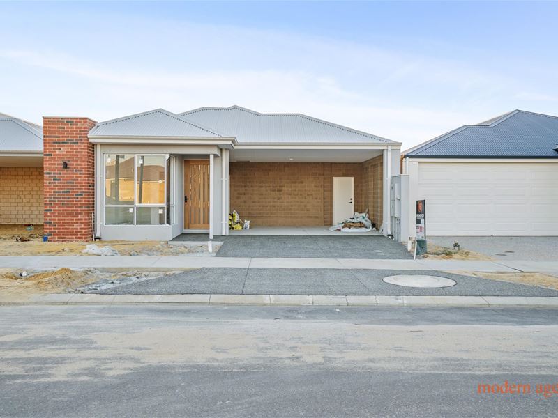 9 Suffolk Way, Haynes WA 6112