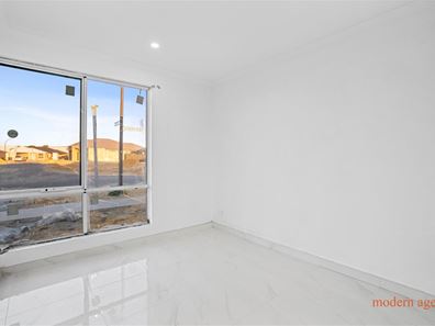9 Suffolk Way, Haynes WA 6112
