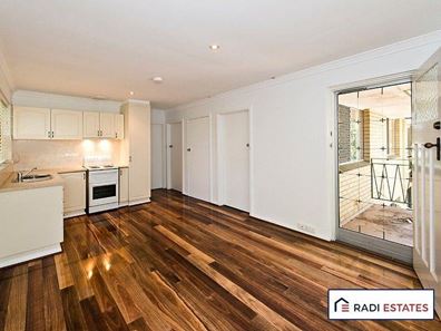 9/140 Normanby Rd, Inglewood WA 6052