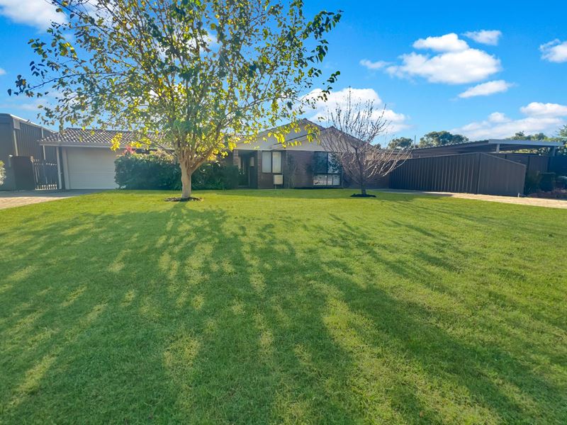 6 Radiata St, Coodanup WA 6210