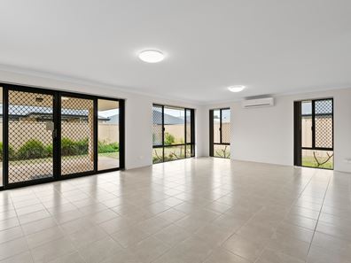 18 Southport Drive, Baldivis WA 6171