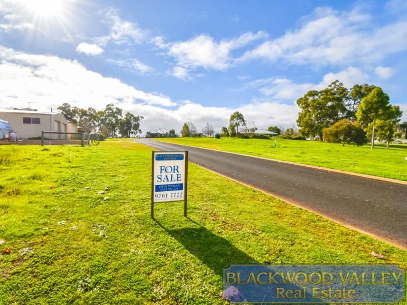 9 Park Avenue, Bridgetown WA 6255