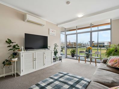 34/10 Pimlico Crescent, Wellard WA 6170