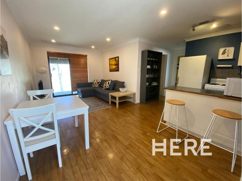 10/4 Sackville Terrace, Scarborough WA 6019