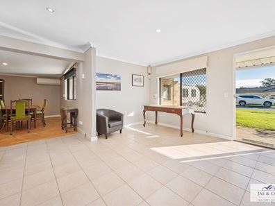 16 Patterson Drive, Middle Swan WA 6056