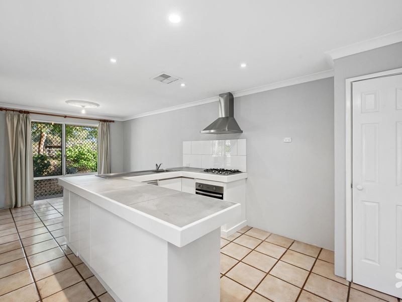 43 Luyer Avenue, East Cannington WA 6107