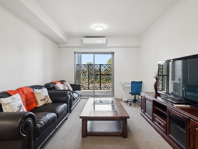 1/1 Kentucky Court, Cockburn Central